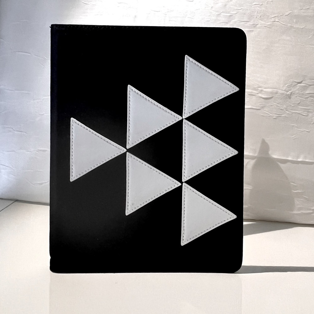 Karl Lagerfeld iPad Tablet Cover
